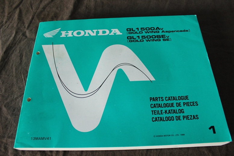 Honda GL1500 Goldwing Aspencade SE 1996 motorcycle parts catalogue GL1500A