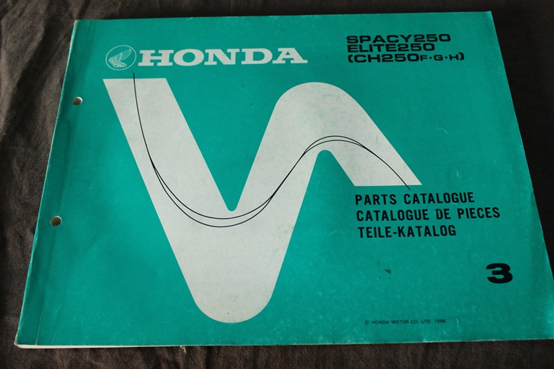 Honda Spacy 250 Elite 250 CH250 1986 scooter parts catalogue roller teile katalog