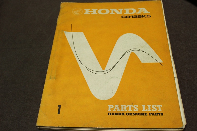 Honda CB125K5 1972 motorcycle parts list CB125 K5 twin